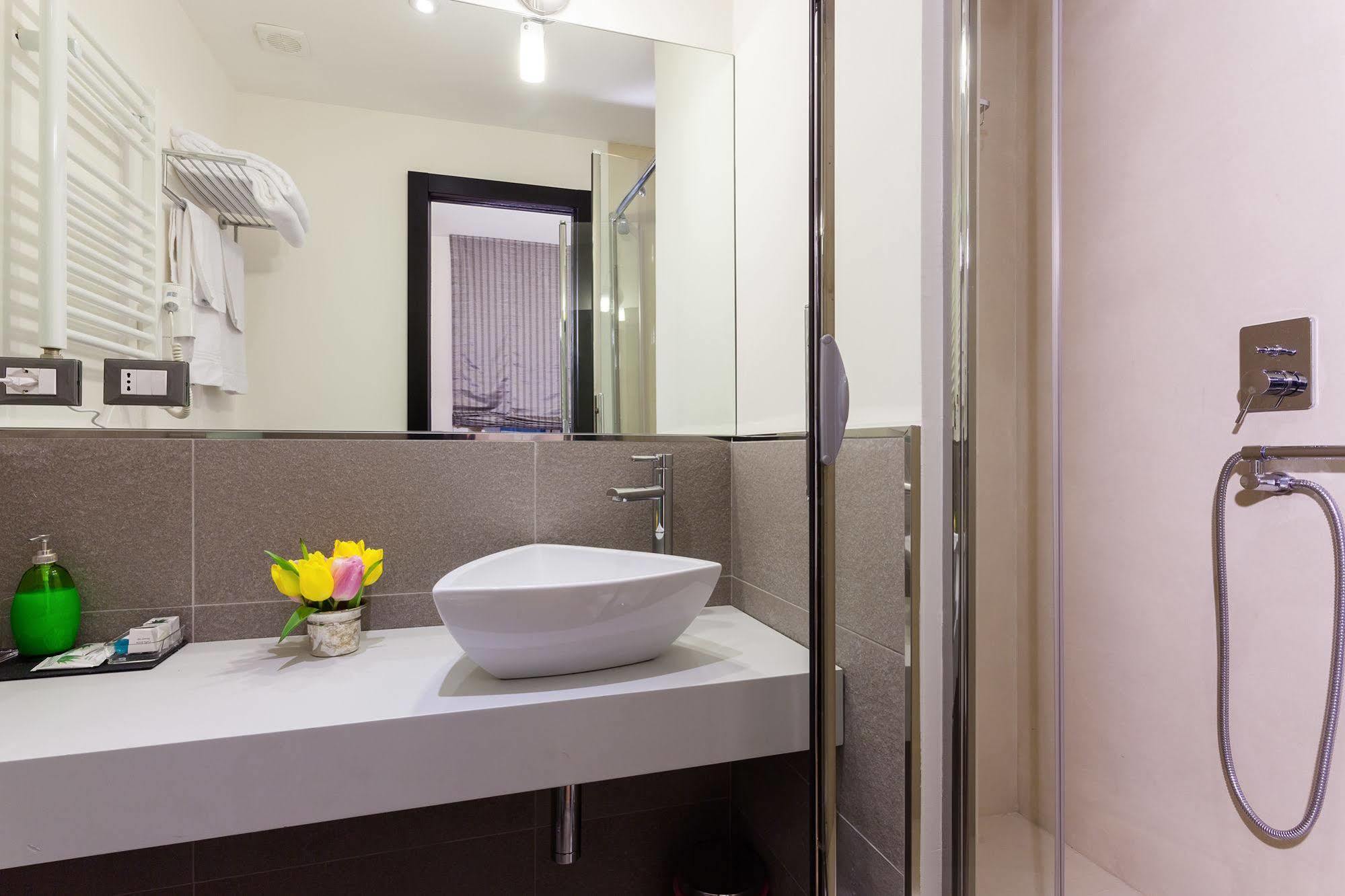 Domus Best Guest House Ρώμη Εξωτερικό φωτογραφία